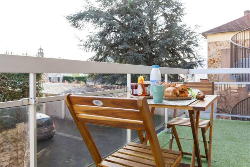 Appartement Cozy : 10/15 Min Des Champs Elysee Sartrouville Exterior photo