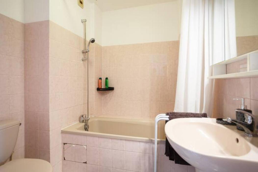 Appartement Cozy : 10/15 Min Des Champs Elysee Sartrouville Exterior photo